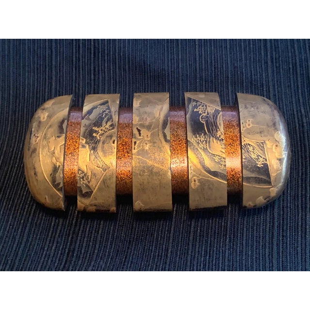 Fine Japanese Lacquered Inro by Yutokusai For Sale - Image 15 of 16