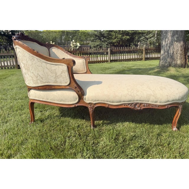 Antique Carved Louis XV Style Chaise Lounge Upholstered in Ivory For Sale - Image 17 of 18
