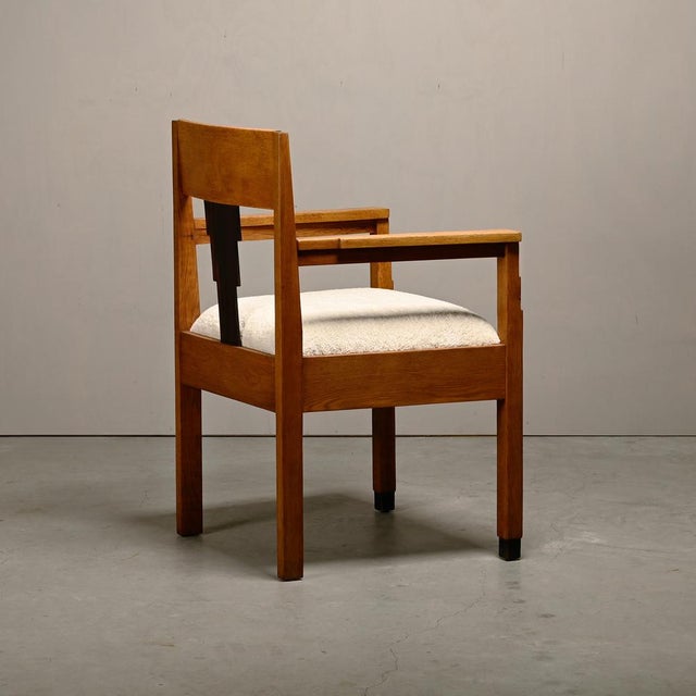 1930s Dutch Art Deco Amsterdam School Armchair in Oak and Bouclé Fabric, 1930s For Sale - Image 5 of 17