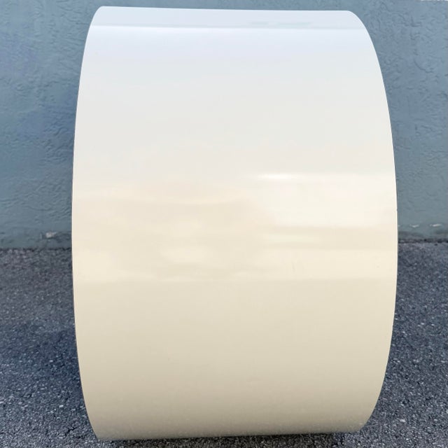 Postmodern Cream Gloss Laminate Scroll Console Table For Sale In West Palm - Image 6 of 8