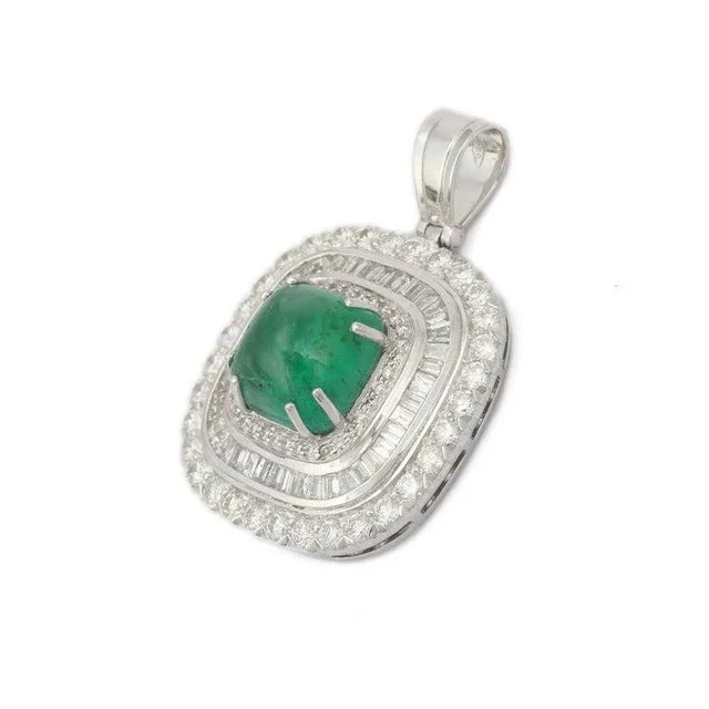 Mid-Century Modern 7.57ct Emerald Halo Pendant Necklace in 18k White Gold by VRJewels For Sale - Image 3 of 9