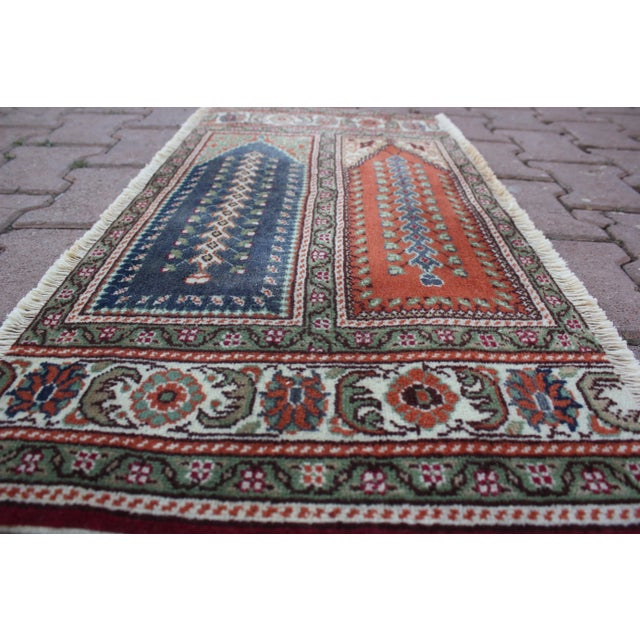 1950s 1950s Traditional Turkish Hand Knotted Vintage Kayseri Rug For Sale - Image 5 of 12