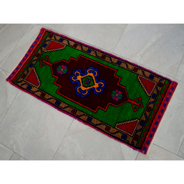 Mid-Century Modern Hand Made Oushak Rug. Colorful Mini Rug, Bath Mat, Kitchen Sink Decor 1'6" X 3'1" For Sale - Image 3 of 7