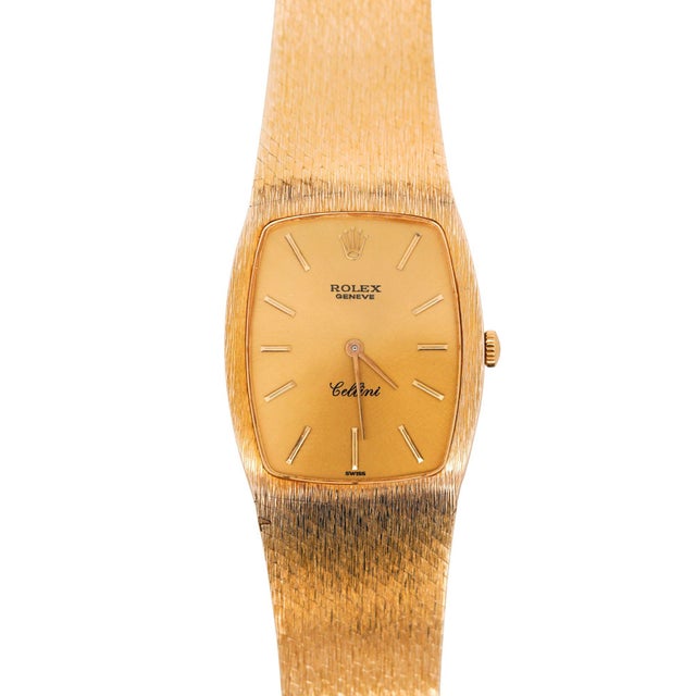 Contemporary Vintage Rolex Cellini 3807 Champagne Dial 18k Gold Manual Watch For Sale - Image 3 of 13