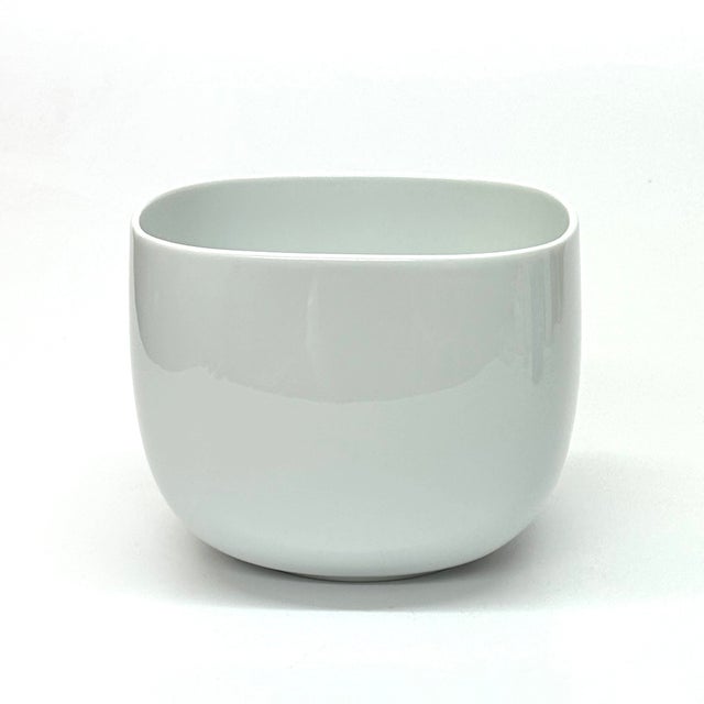 1970s White Porcelain Suomi Serving Bowl by Timo Sarpaneva for Rosenthal Studio-Line For Sale - Image 9 of 13