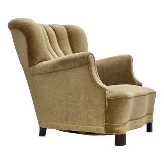 Vintage Danish Lounge Chair in Green Furniture Velour and Oak, 1960s For Sale