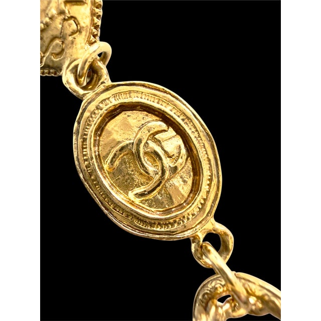 70s Chanel Bracelet Seal Charm Double C CC Gold Plated Logo Coco Vintage For Sale - Image 13 of 17