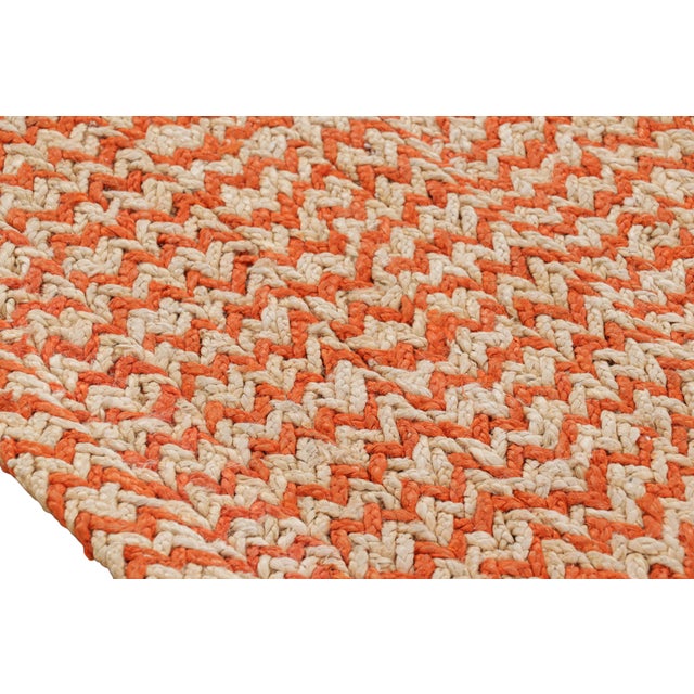 Rug & Kilim’s Modern Abaca Rug in Orange and Beige Tones For Sale In New York - Image 6 of 7