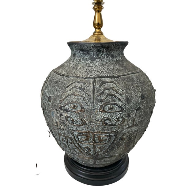 1970s Mid-Century Archaic Ceramic Verdigris Hu Style Vessel Chinoiserie Table Lamp For Sale - Image 5 of 8