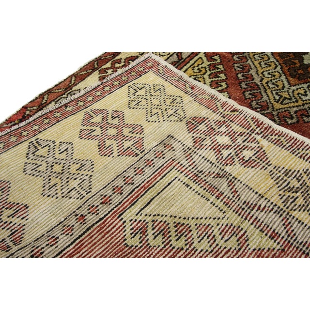 Mid 20th Century Vintage Turkish Oushak Rug with Modern Style - 03'06 x 08'10 For Sale - Image 5 of 7