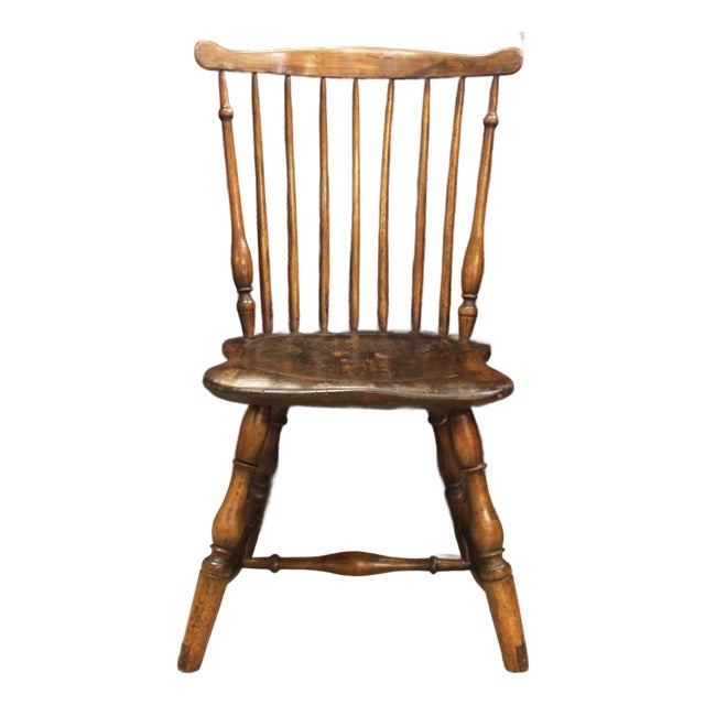 Early 19th Century American Small Fan Back Windsor Side Chair For Sale