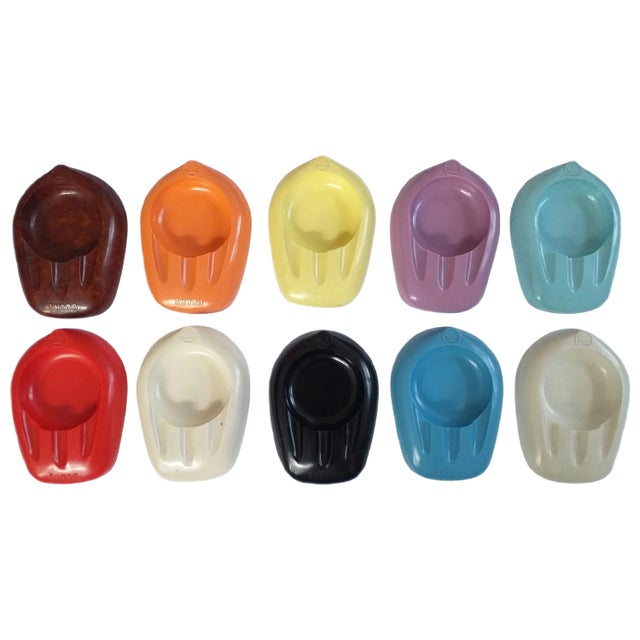 Unique Colored Bakelite Ashtrays from Škoda Car Manufacturer, 1959, Set of 10 For Sale