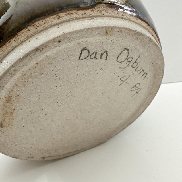 Beautiful Vintage Dan Ogburn Studio Pottery Lidded Jar (April 1984) For Sale - Image 9 of 12