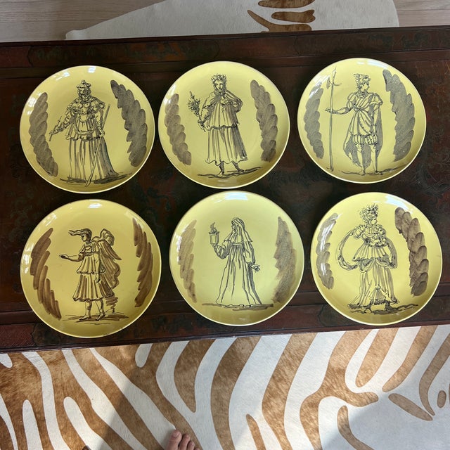 Vintage Cardo D’Oro Yellow Majolica Plates- Set of 6 Cardo D’Oro yellow majolica plates with black decoration was made for...