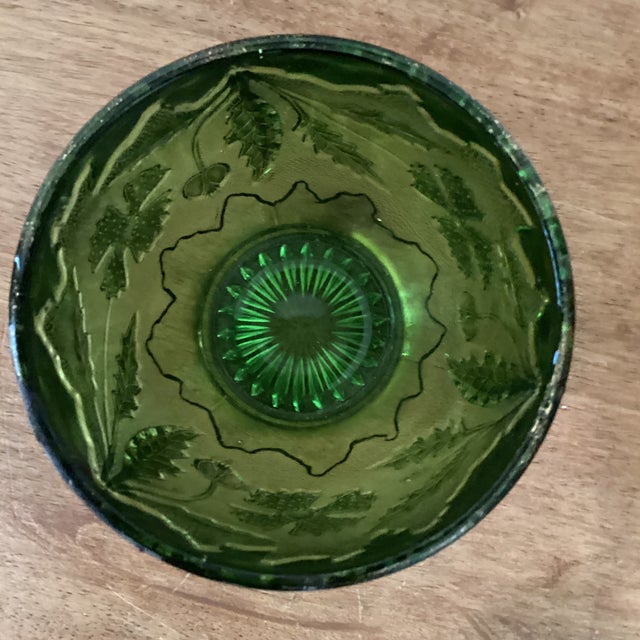 Circa 1898 Antique Emerald Green Glass With Gold Eapg Table Set in American Beauty Pattern- Set of 4 For Sale - Image 9 of 12