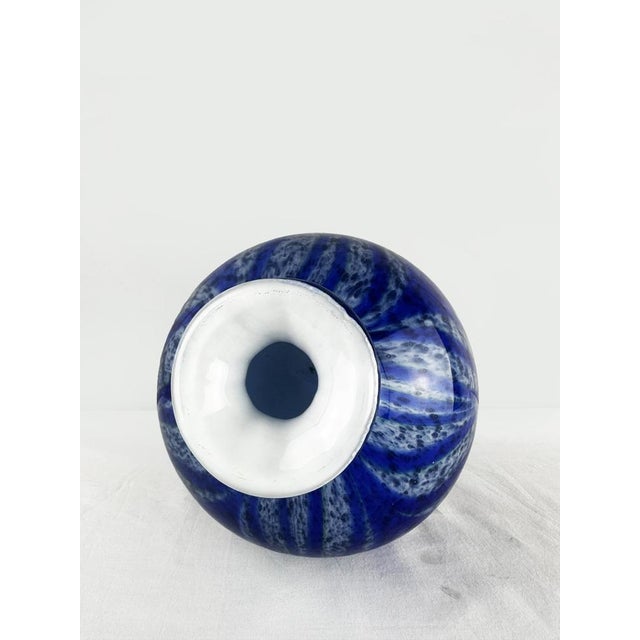 1980s Vintage Cobalt Blue Murano Glass Bowl with Abstract Animal Pattern, 1980s For Sale - Image 5 of 14