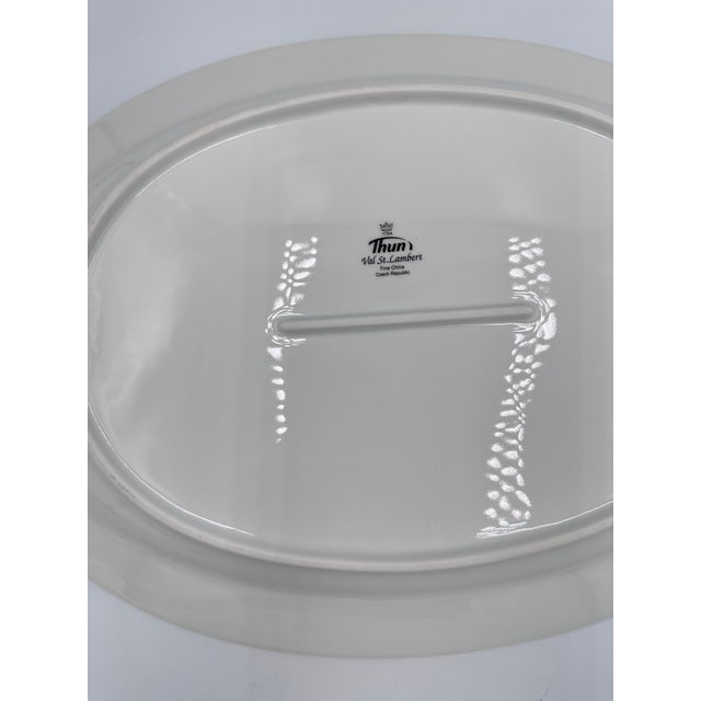 White 1980s 14" Oval Tray Serving Platter Thun Val St. Lambert Fine China For Sale - Image 8 of 8