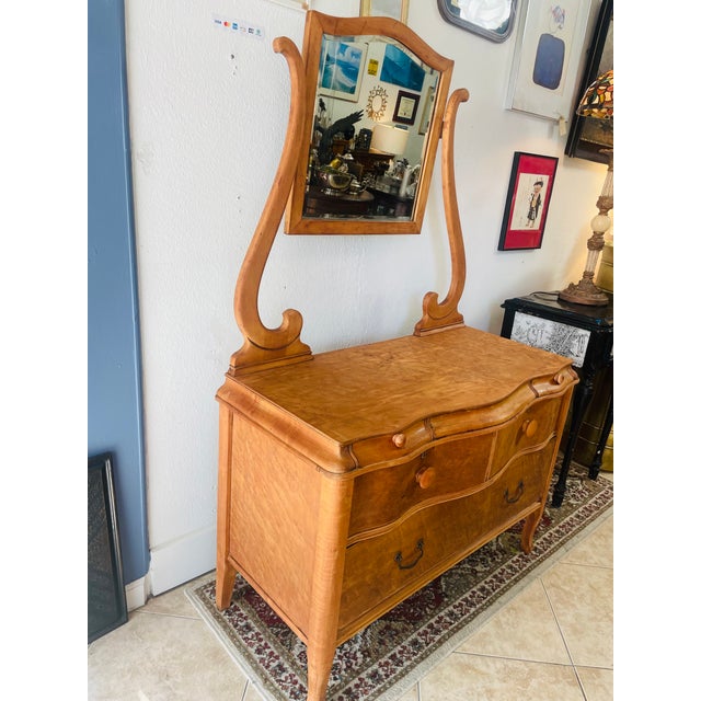 1920s Antique Victorian Walnut Dresser With Swan-Neck Mirror Serpentine Front For Sale - Image 5 of 9