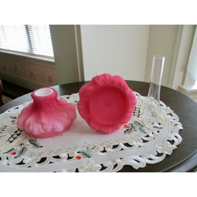Glass Vintage Fenton Lg Wright Mini Pink Satin Puffy Plume/Rose Oil Lamp Ex Condiction For Sale - Image 7 of 9