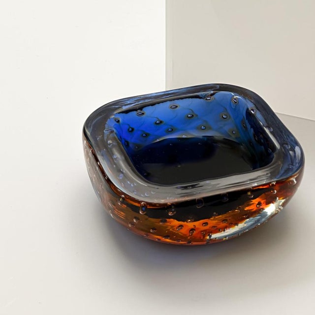 Vintage Murano Glass Bowl in Blue Amber from Fratelli Toso, Italy, 1960s For Sale - Image 3 of 10