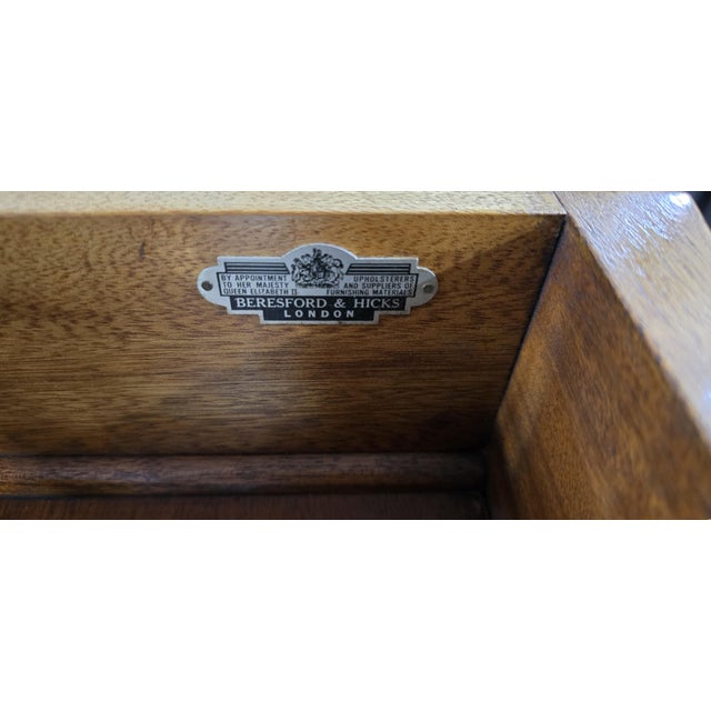 Queen Anne Burr Walnut Dressing Table, 1920 For Sale - Image 9 of 18