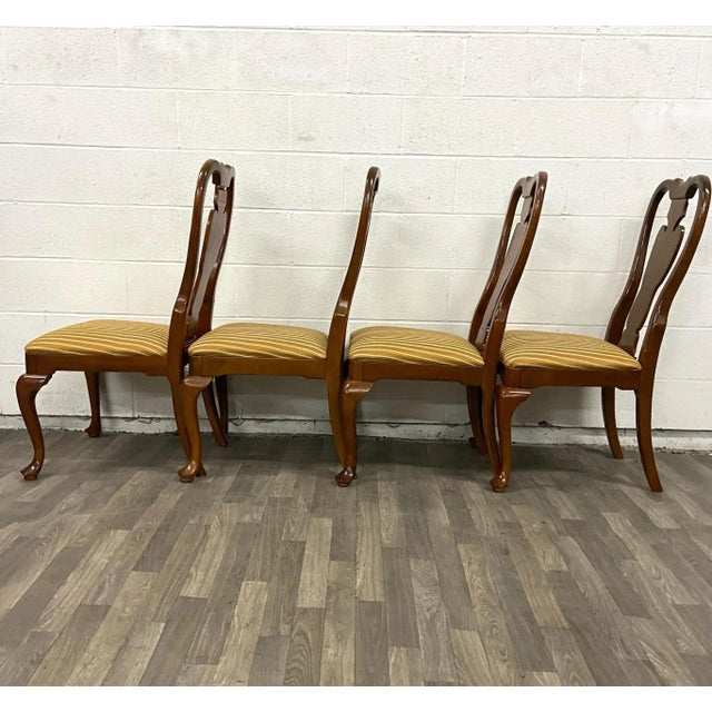 Wood Vintage Universal Furniture Queen Anne Style Dining Chairs - Set of 4 For Sale - Image 7 of 10