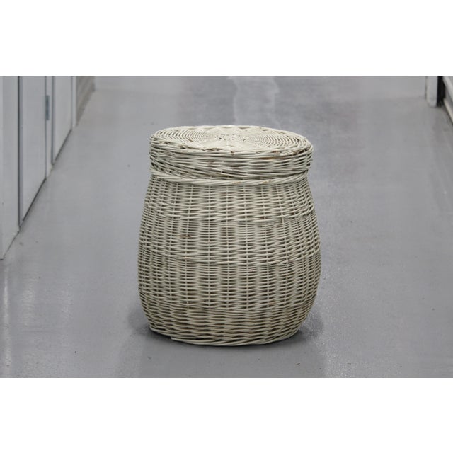 White wicker basket with lid Storage Organization Provence style decor Wicker basket. Dimensions : Height 20" / 51 cm...