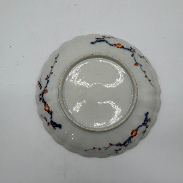 19th Century Japanese Meiji Imari Scalloped Porcelain Cabinet Plate - 8.5" For Sale - Image 10 of 14