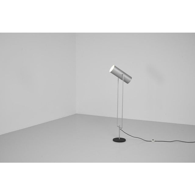 D2300 Tube Floor Lamp from Raak, 1960 For Sale - Image 6 of 11