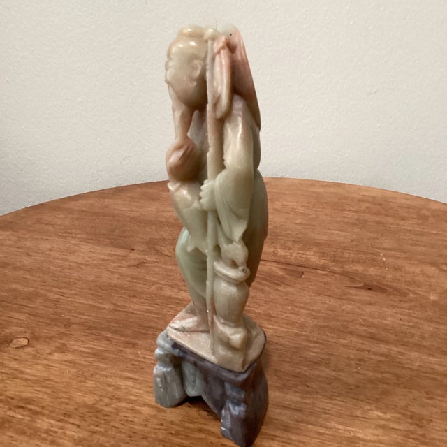 Figurative Early 20th Century Antique Carved Chinese Shoushan Hard Stone Fisherman Sculpture Statue For Sale - Image 3 of 13