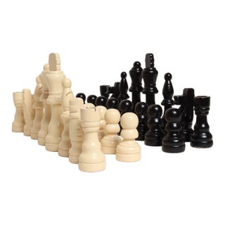 Vintage Folk Art l.l. Bean Wooden Chess Pieces - Complete Set 32 Pieces For Sale