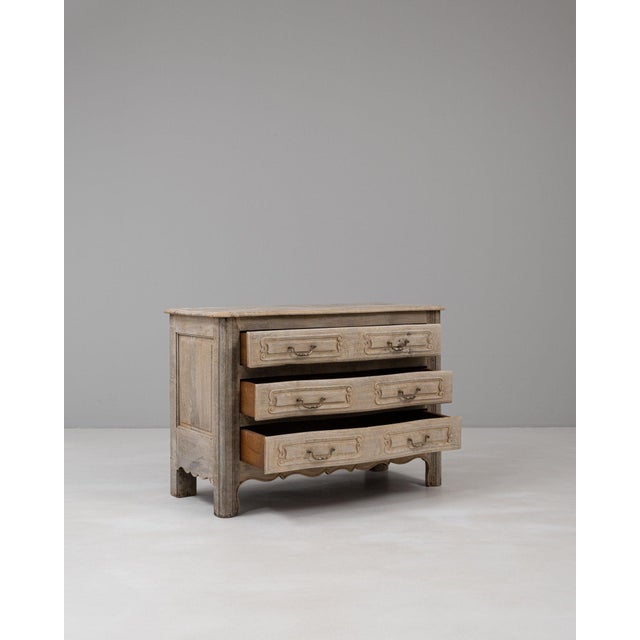 French 19th Century France Gold Wood Chests of Drawers For Sale - Image 3 of 11