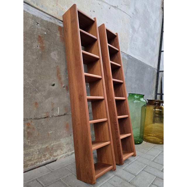 This very well made cd rack was made in Denmark during the 1980's and is in a very good condition. Elegantly made of solid...