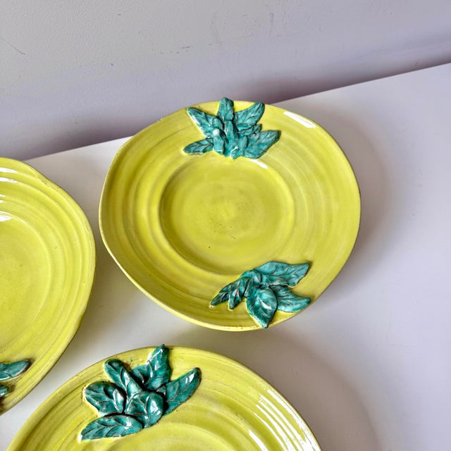 Chartreuse Chartreuse Majolica Leaf Pasta Bowl For Sale - Image 8 of 10
