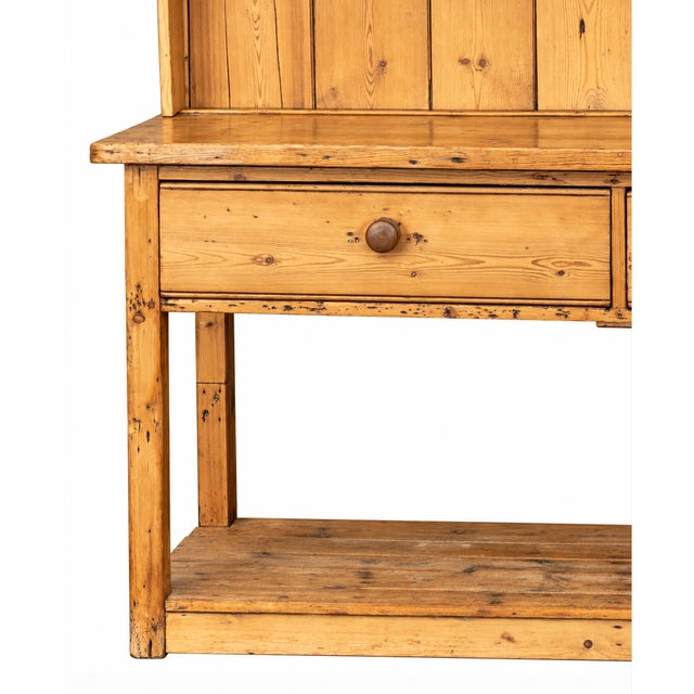 Monumental Irish Pine Kitchen Dresser With Open Hutch and Pot Board | 19th Century For Sale - Image 4 of 4
