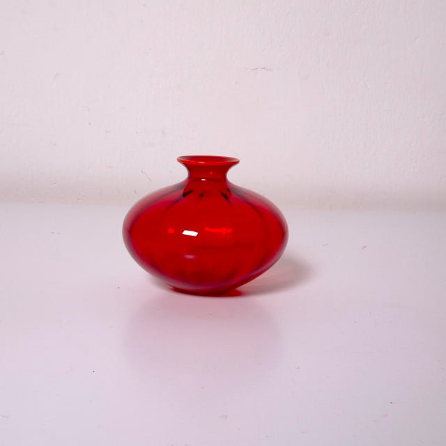 Single-Flower Vase in Red Murano Glass from Venini, Italy, 2000s For Sale - Image 16 of 16