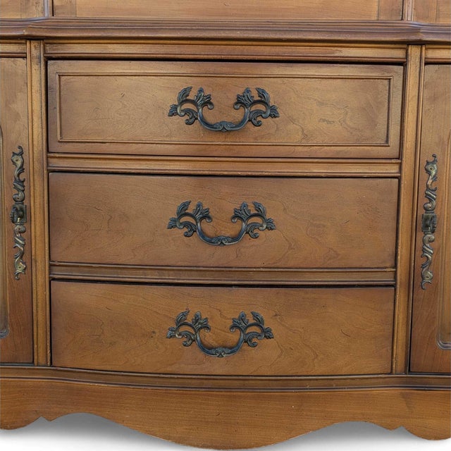 Late 20th Century Queen Anne Style Wood and Glass China Hutch Cabinet For Sale - Image 12 of 16