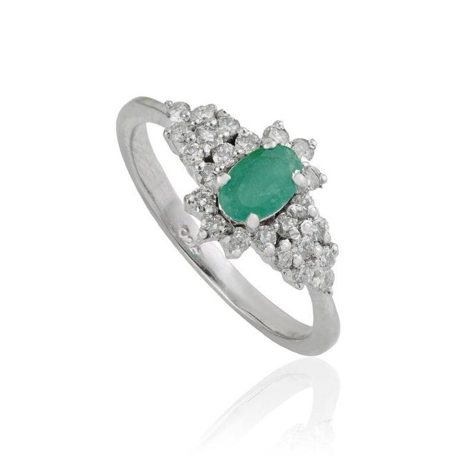 Art Deco Oval Emerald & Diamond Halo Cluster Ring in Silver, Size 7.5 For Sale - Image 6 of 12