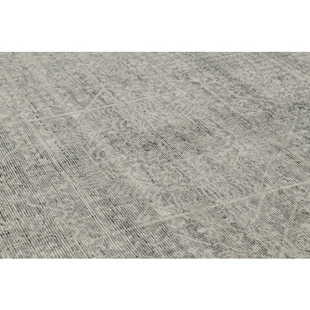 Looking for a custom size? For more information on customization capabilities, please reach out to custom@chairish.com....