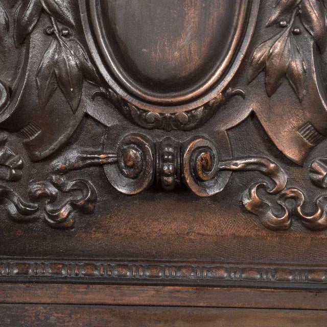 American Bronze-Plated Iron Fireback with Crest, Torch and Foliate Motifs For Sale In New York - Image 6 of 8