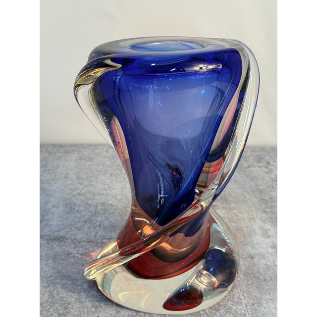 Authentic Hand-Blown Massimiliano Schiavon Murano Art Glass Twisted Sommerso Vase. Features a brilliant sapphire blue...