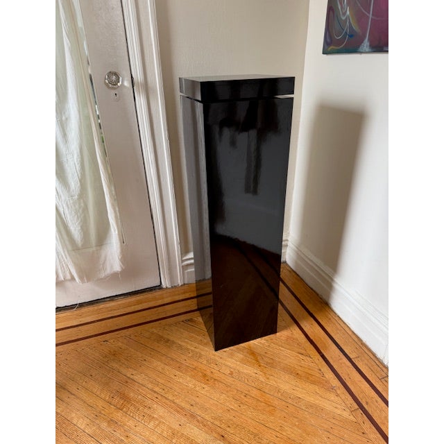 This minimal and highly functional Formica Black Swivel Top Pedestal is a Mid-Century gem. Features a minimal geometric...