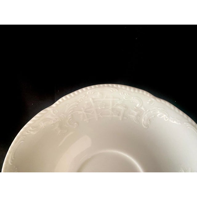 Rosenthal Sanssouci Ivory Pair of Cup and Saucers Set Mid 20th Century Mint Condition For Sale - Image 9 of 15