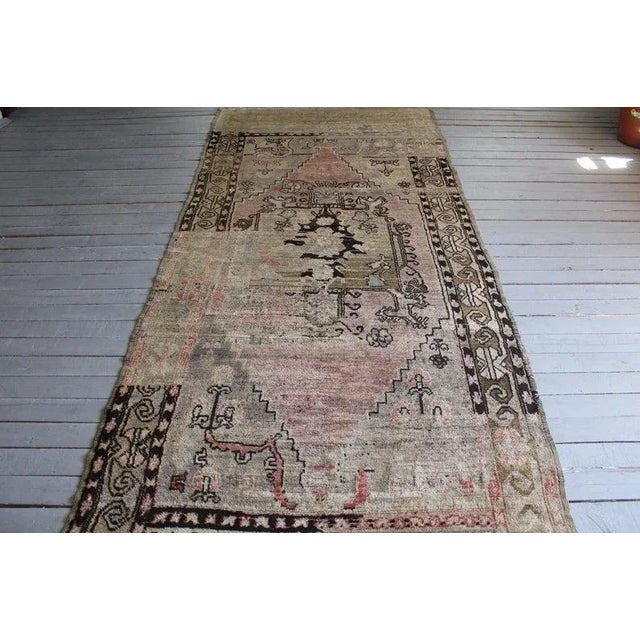 1930s Hand Knotted Rustic Turkish Rug - 4'5" X 10'8" For Sale - Image 11 of 11