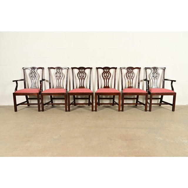 English Stickley Georgian Carved Mahogany Dining Chairs, Set of Six For Sale - Image 3 of 15