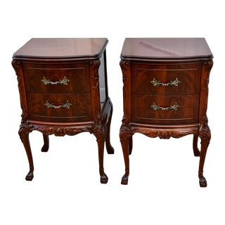 Vintage Pair of Carved Mahogany French Style Nightstands For Sale