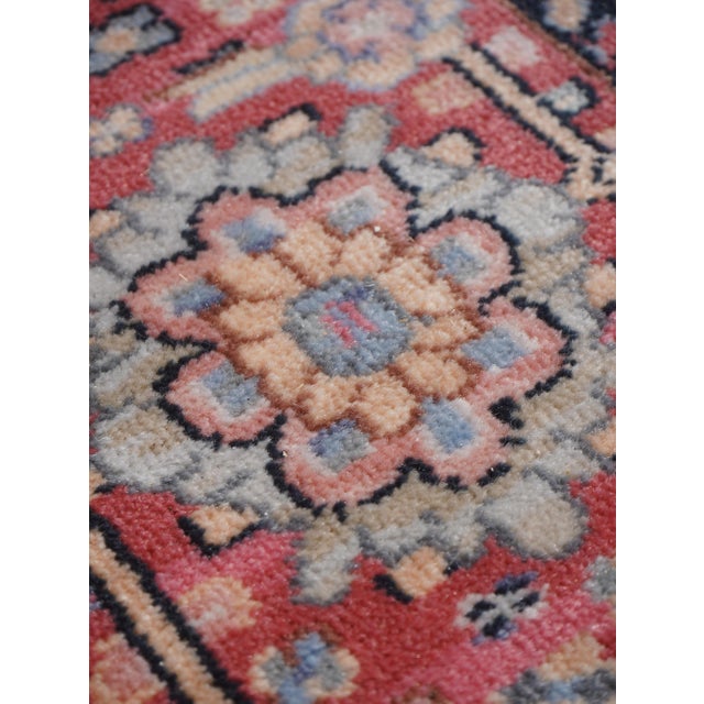Textile Karastan Approx. 8x10 Pattern 701 Room Size Rug For Sale - Image 7 of 9