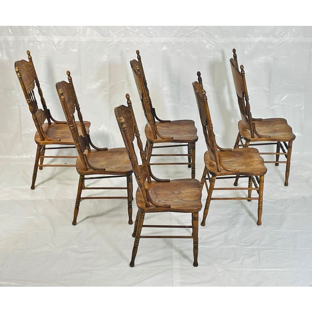 Wood Oak Farmhouse Dining Chairs Set of 6, Carved Peacock Backs, Ronnoco 1978 For Sale - Image 7 of 18