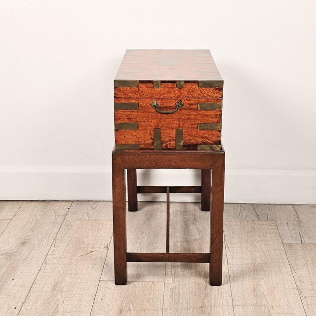 1900 - 1909 Early 19th Century Anglo-Indian Campaign Trunk For Sale - Image 5 of 11