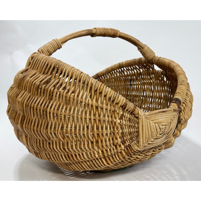 Wood Vintage Primitive Handwoven Buttocks Style Gathering Basket For Sale - Image 7 of 11